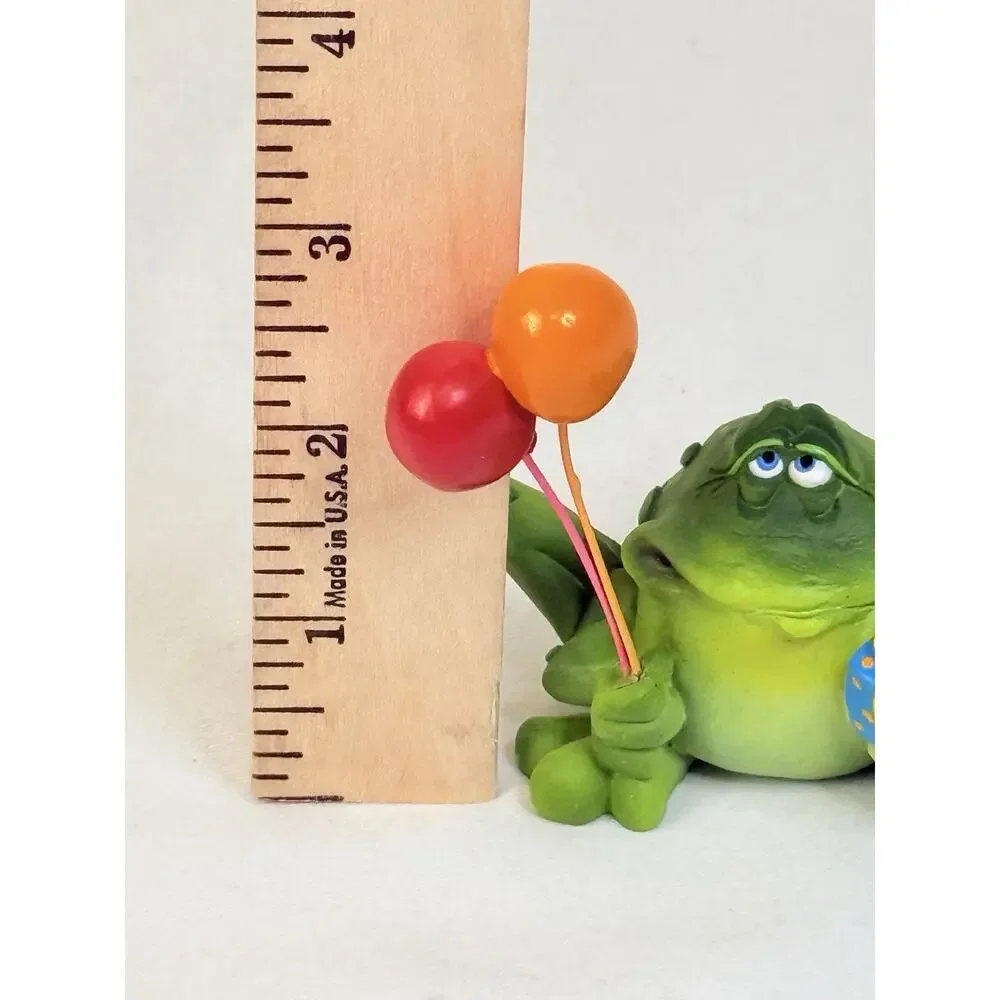 Russ Birthday Frog Figurine Signed Douglas Balloon Gift Resin Collectable